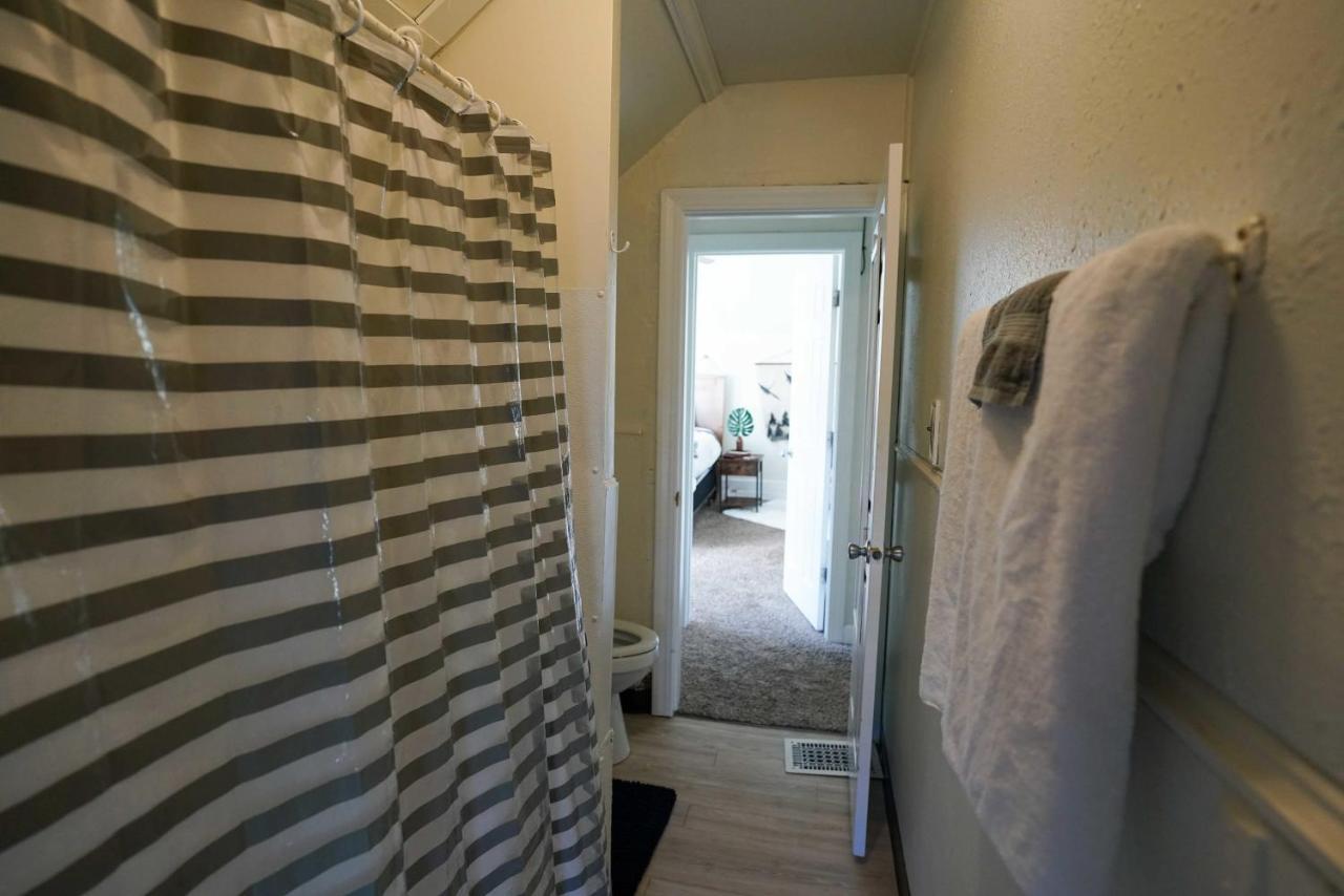 2 Bedroom Apartment Near Ndsu And Downtown FargoFargo  Kültér fotó