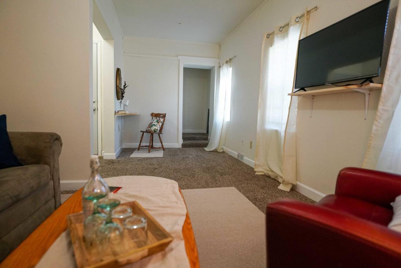 2 Bedroom Apartment Near Ndsu And Downtown FargoFargo  Kültér fotó
